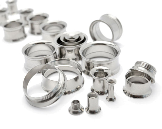 Screw back ear tunnels or screw fit double flare flesh tunnels - 1 pair. 316L stainless steel screw back tunnels in 8g (3mm), 6g (4mm), 4g (5mm), 2g (6mm), 0g (8mm), 00g (10mm), 1/2" (12mm), 9/16" (14mm), 5/8" (16mm), 11/16" (18mm), 3/4" (20mm), 7/8" (22mm), 1" (25mm)