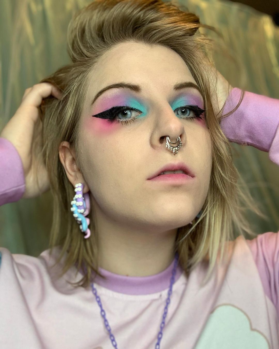 Tentakel Ohrringe Pastell Goth Hellblau Lila Rosa Kawaii Ohrmessgeräte