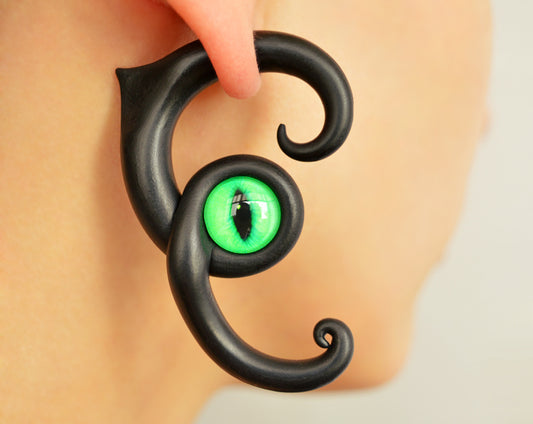 Cat earrings, black cat eye earrings, cat jewelry. Kitty earrings kitten earrings. Catwoman earrings cosplay earrings.