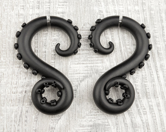 I made these unique goth gauges in solid black color, tentacle earrings made by Tania Chernova. These octopus earrings I can do both fake gauge earrings and real ear gauges. Handmade octopus tentacle ear plugs or tentacle taper earrings. If you were looking high quality body jewelry shop near me so you may like my creations.