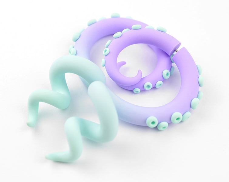 Boucles d'oreilles pieuvre violet clair menthe pastel goth fausses jauges de tentacule
