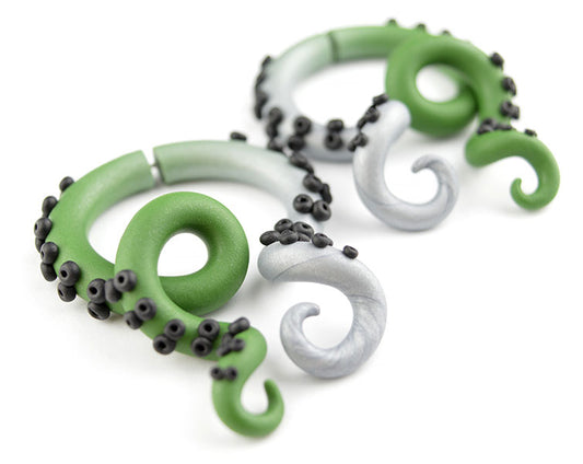 I was inspired to create these tentacle earrings by call of cthulhu written by hp lovecraft. I used khaki green and silver ombre to make these fake tentacle gauges.