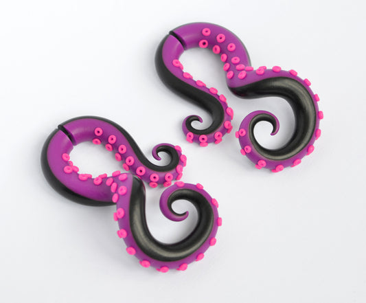 For these ursula plugs I used purple black and hot pink. Unique ursula tentacle earrings for halloween ursula costume or sea witch costume cosplay. Octopus earrings may be interested anyone looking for ursula costume plus size or easy diy ursula costume. Ursula earrings cool with adult ursula costume or womens ursula costume. Sea witch earrings for ursula sea witch costume and ursula little mermaid costume.