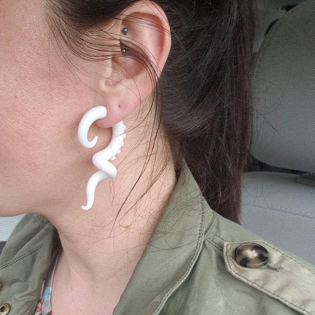 Boucles d'oreilles qui ressemblent à des jauges et à de vraies jauges de tentacule Boucles d'oreilles tentacule blanches