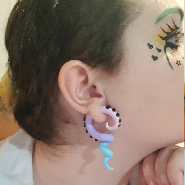 Black Pastel Goth Tentacle Earrings Light Pink Light Purple Light Blue Yami Kawaii