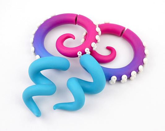 I made these octopus tentacle earrings with hot pink and turquoise ombre. I can make real ear gauges and fake ear gauges, according to your choice. Octopus earrings by Tania Chernova. Pink turquoise ombre earrings.